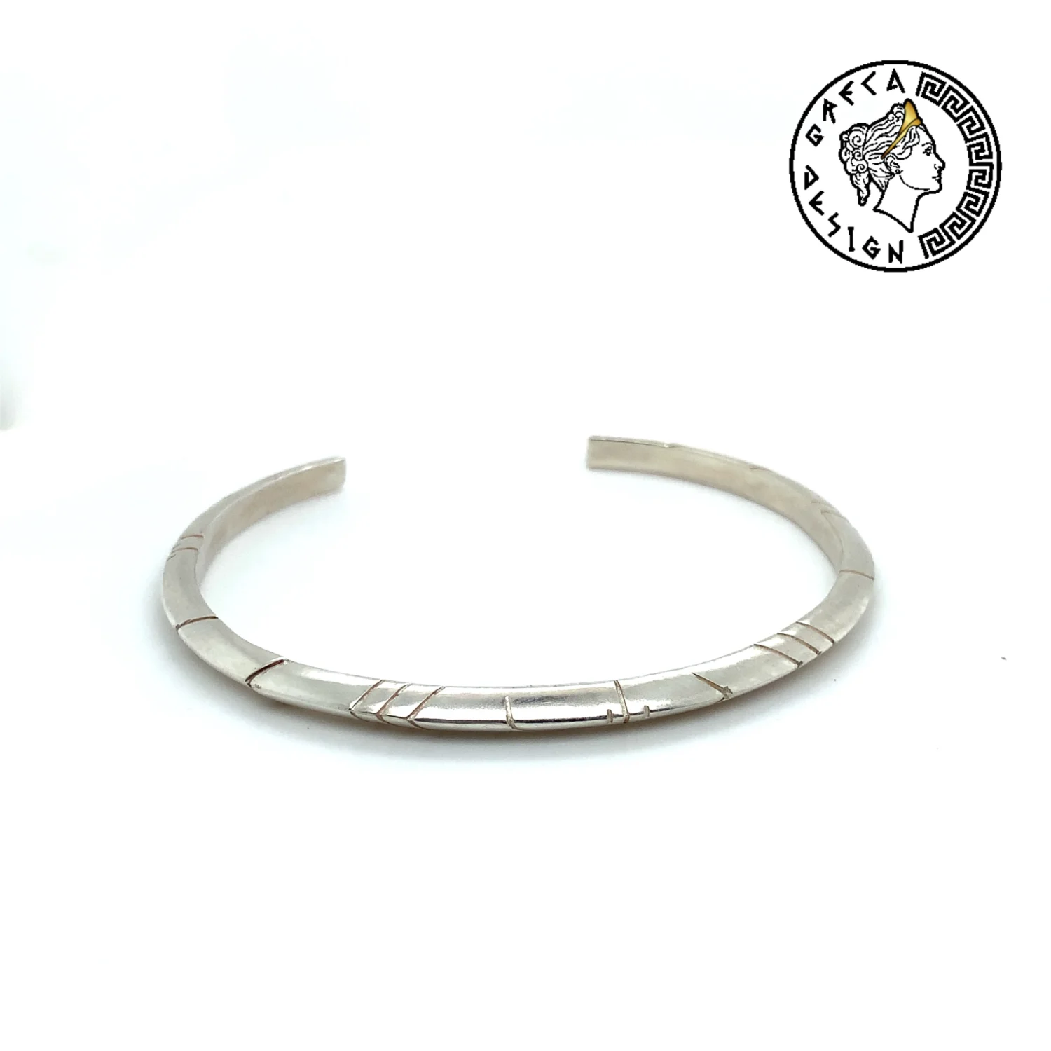 Greca Design Armreif mit Sägearbeit – Unikat